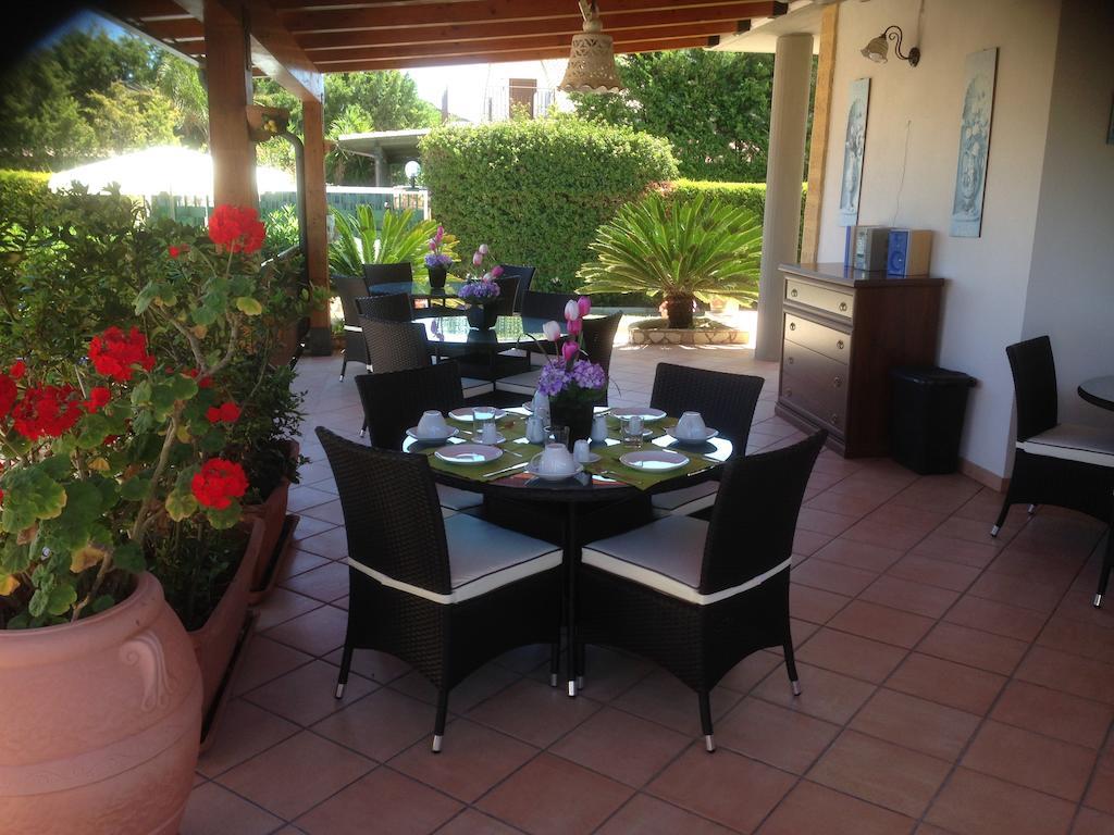 Perla Del Mare Affittacamere กัมโปเฟลิเช ดิ โรชเชลลา ภายนอก รูปภาพ
