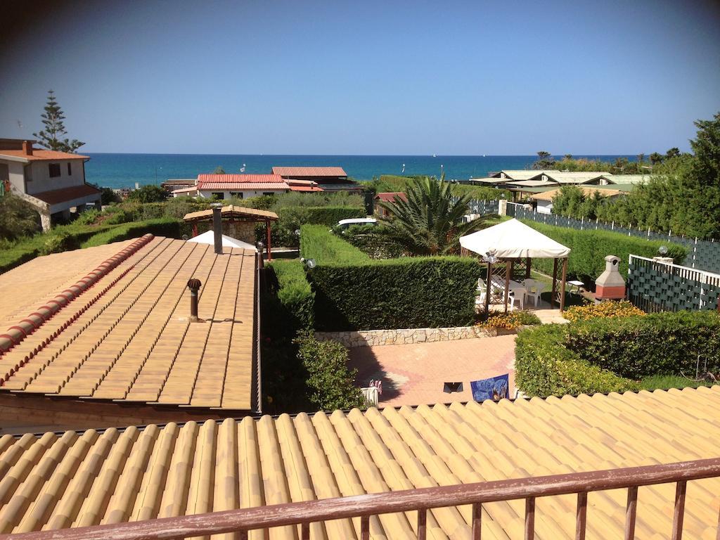 Perla Del Mare Affittacamere กัมโปเฟลิเช ดิ โรชเชลลา ภายนอก รูปภาพ