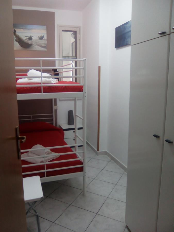 Perla Del Mare Affittacamere กัมโปเฟลิเช ดิ โรชเชลลา ภายนอก รูปภาพ