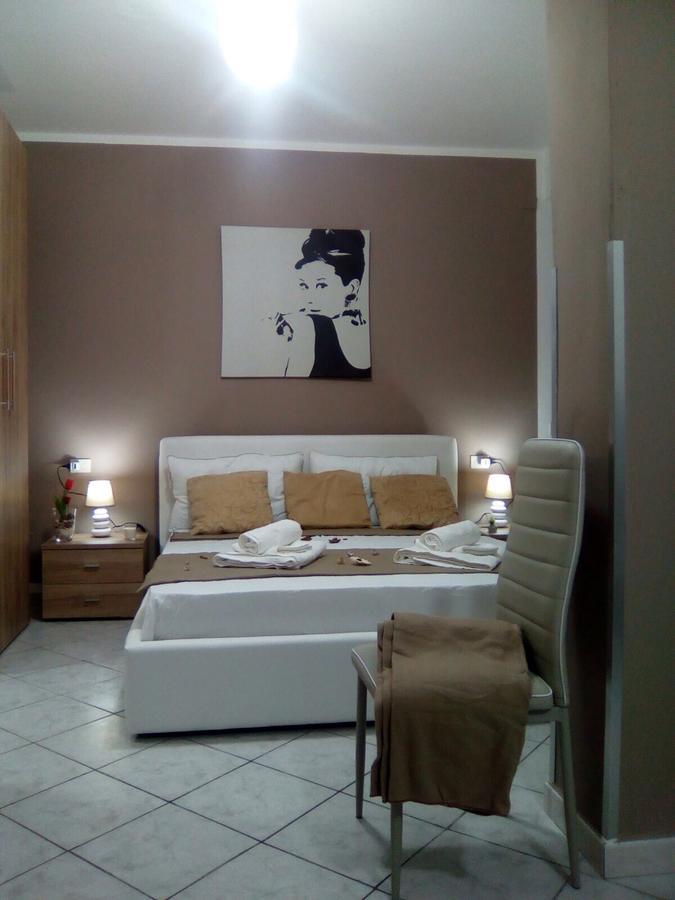 Perla Del Mare Affittacamere กัมโปเฟลิเช ดิ โรชเชลลา ภายนอก รูปภาพ